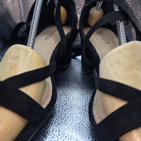 Torrid Ankle wrap block heel sandals size 10 wide foot. - Picture 10 of 13